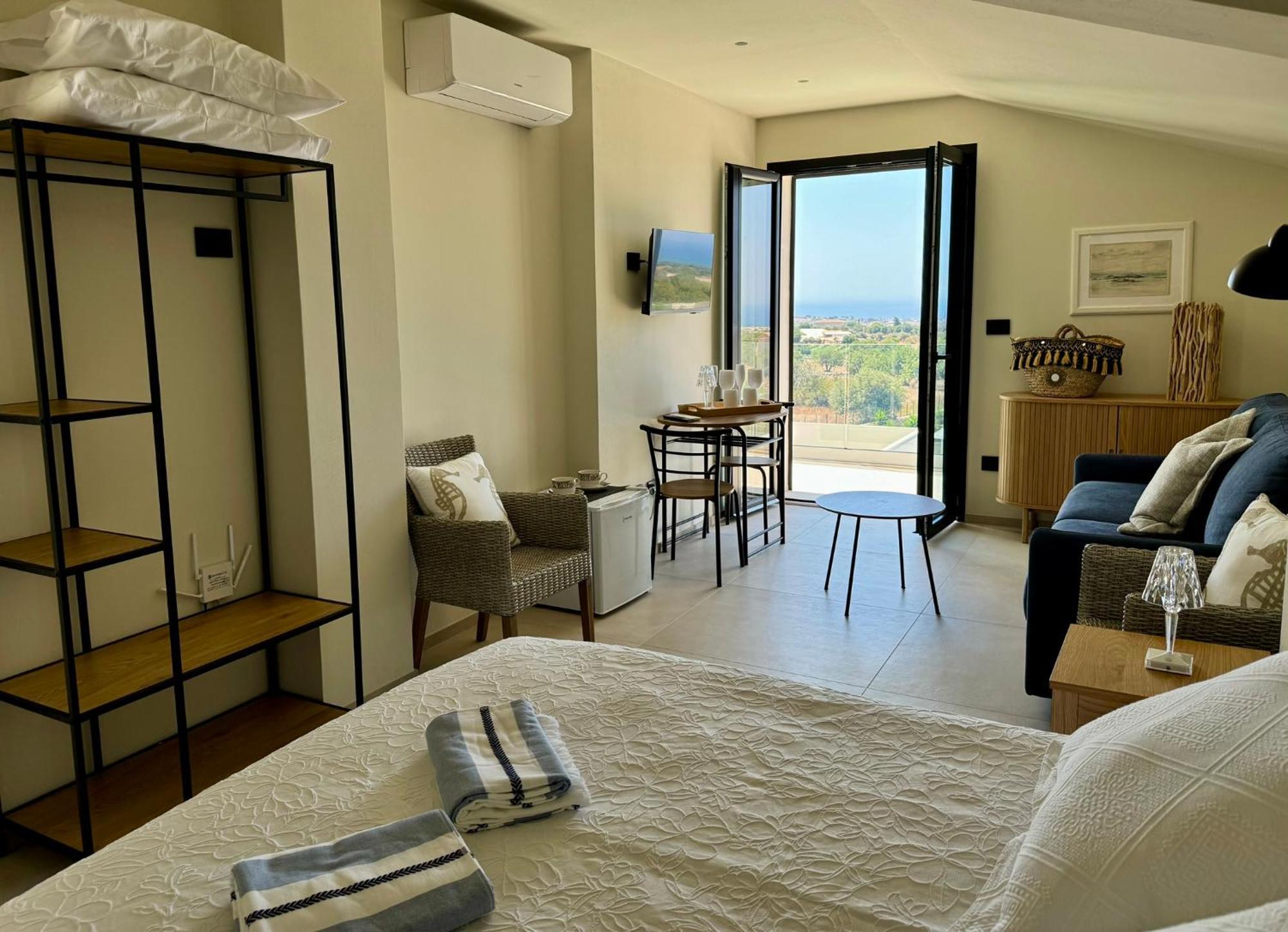 Villa Dolce Vita Sampieri Luaran gambar