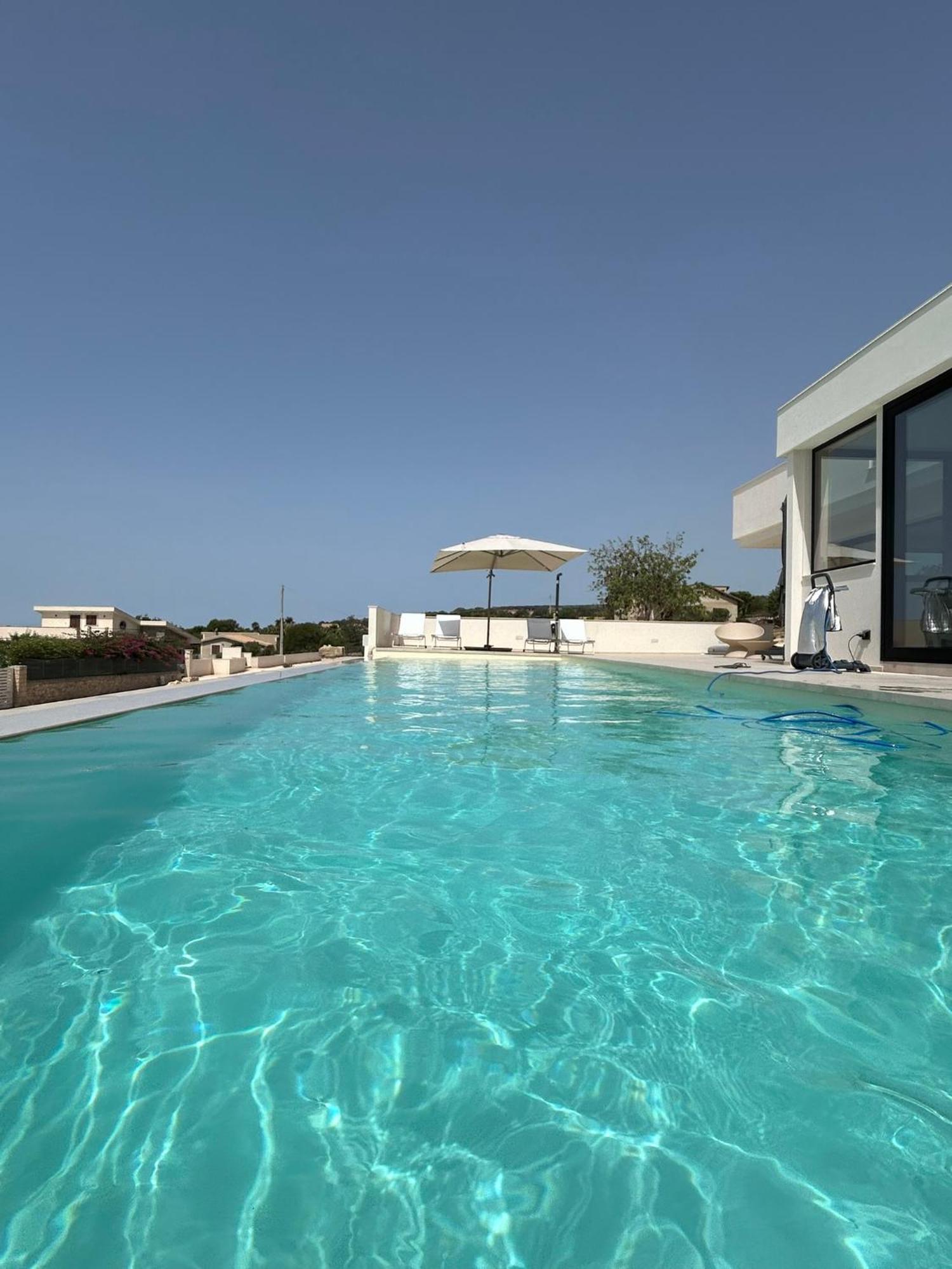Villa Dolce Vita Sampieri Luaran gambar